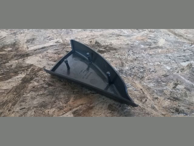 bontott VOLVO S80 Bal Visszapillantó Tükör Előtti Burkolat