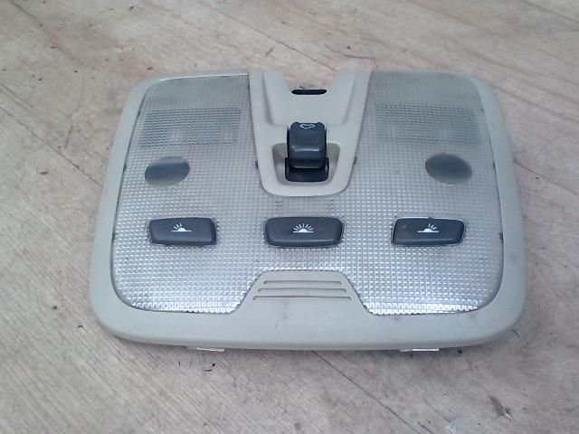 bontott VOLVO S80 Beltér Világítás Első