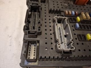 bontott VOLVO S80 Biztosítéktábla Csomagtér