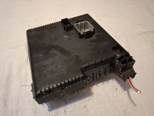 bontott VOLVO S80 Biztosítéktábla Csomagtér