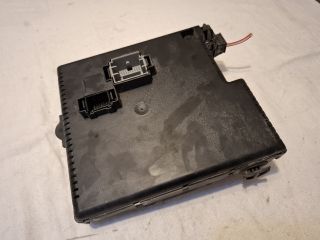 bontott VOLVO S80 Biztosítéktábla Csomagtér