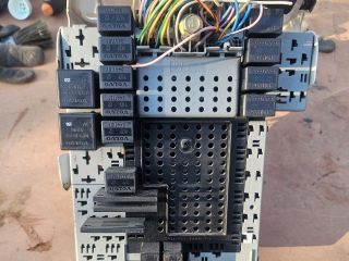 bontott VOLVO S80 Biztosítéktábla Utastér