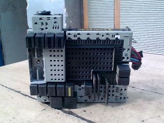 bontott VOLVO S80 Biztosítéktábla Utastér