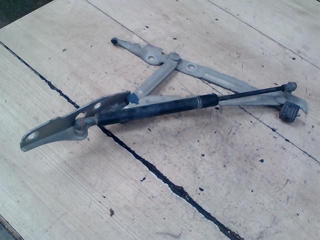 bontott VOLVO S80 Csomagtérajtó Bal Zsanér