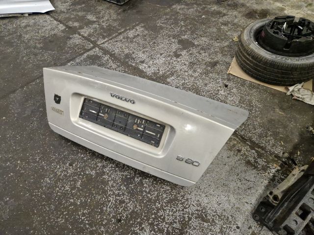 bontott VOLVO S80 Csomagtérajtó (Részeivel)