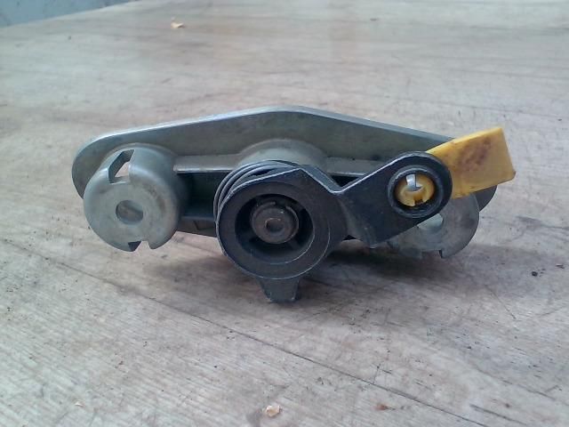 bontott VOLVO S80 Csomagtérajtó Zárbetét