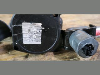 bontott VOLVO S80 Hátsó középső Biztonsági Öv