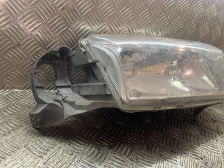 bontott VOLVO S80 Jobb Fényszóró