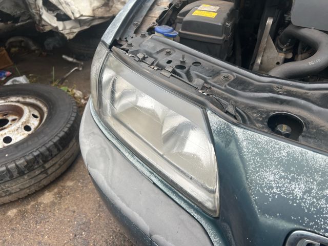 bontott VOLVO S80 Jobb Fényszóró