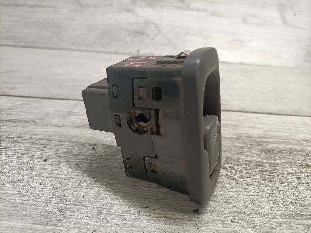 bontott VOLVO S80 Jobb hátsó Ablakemelő Kapcsoló