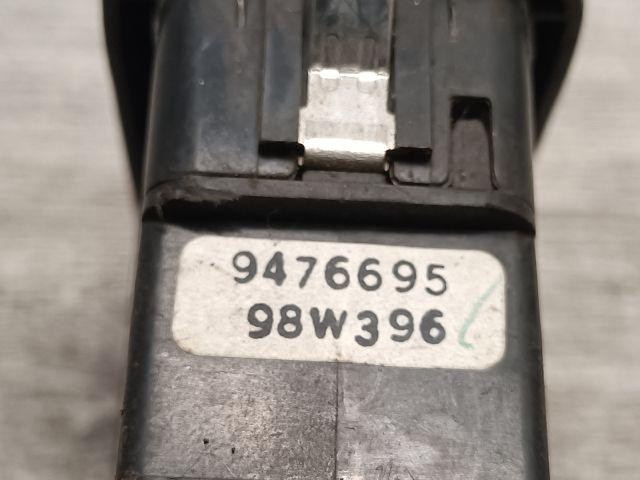 bontott VOLVO S80 Jobb hátsó Ablakemelő Kapcsoló