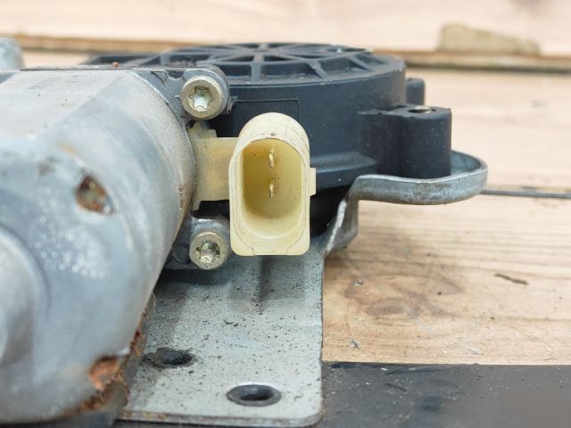 bontott VOLVO S80 Jobb hátsó Ablakemelő Szerkezet (Elektromos)