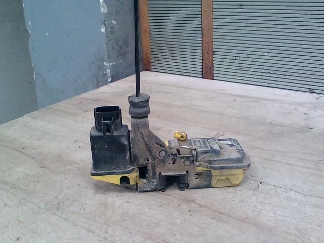 bontott VOLVO S80 Jobb hátsó Ajtózár