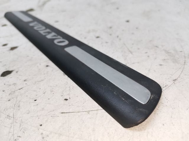 bontott VOLVO S80 Jobb hátsó Küszöb Díszléc