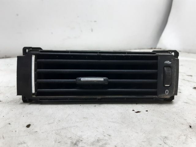 bontott VOLVO S80 Jobb Szellőző