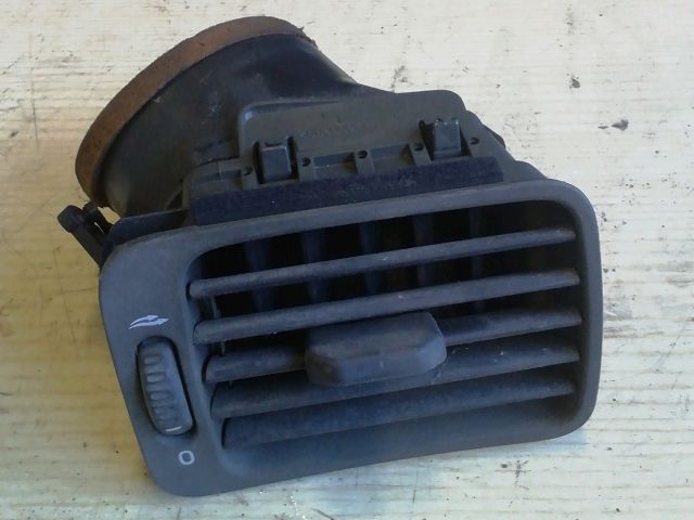 bontott VOLVO S80 Jobb Szellőző