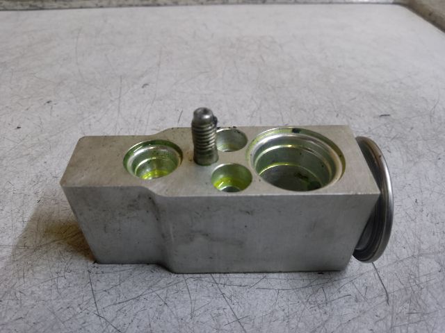 bontott VOLVO S80 Klíma Tágulási Szelep