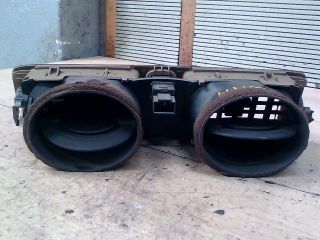 bontott VOLVO S80 Középső Szellőző