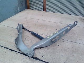 bontott VOLVO S80 Motorháztető Bal Zsanér