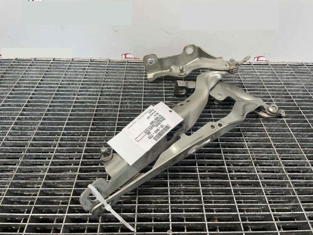 bontott VOLVO S80 Motorháztető Zsanér Pár