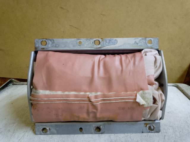 bontott VOLVO S80 Utasoldali Légzsák