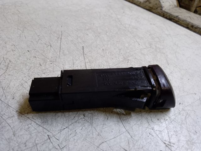 bontott VOLVO S80 Vészvillogó Kapcsoló