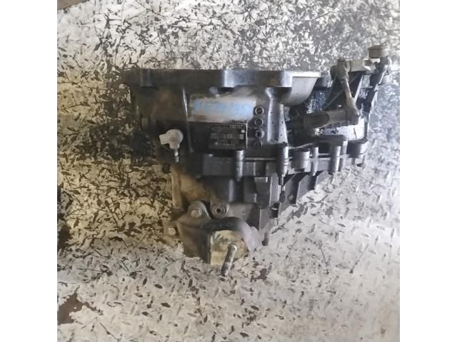 bontott VOLVO V40 Váltó (Mechanikus)