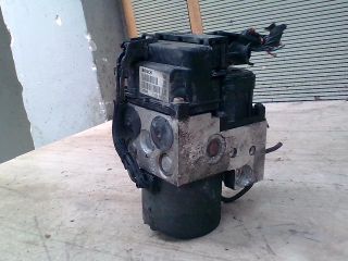 bontott VOLVO V40 ABS Kocka