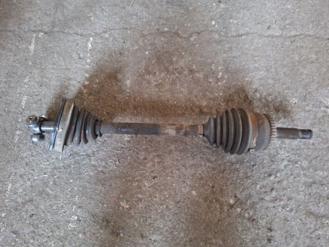 bontott VOLVO V40 Bal Féltengely