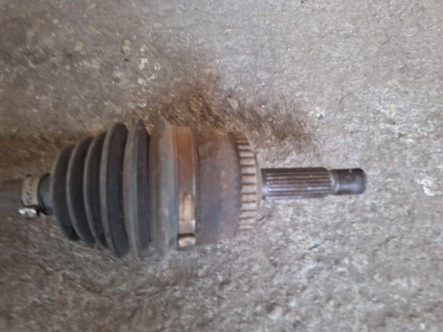 bontott VOLVO V40 Bal Féltengely