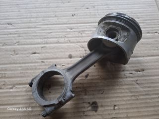 bontott VOLVO V40 Dugattyú és Hajtókar