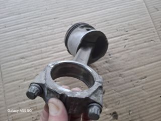 bontott VOLVO V40 Dugattyú és Hajtókar