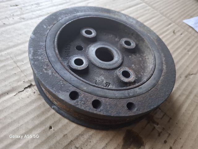bontott VOLVO V40 Főtengely Szíjtárcsa