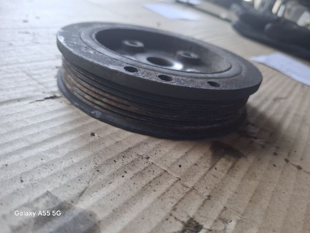 bontott VOLVO V40 Főtengely Szíjtárcsa