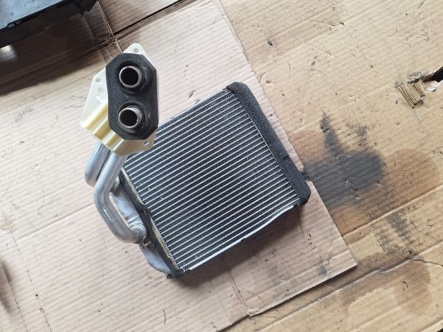 bontott VOLVO V40 Fűtőradiátor