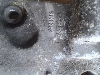 bontott VOLVO V40 Generátor Tartó Bak