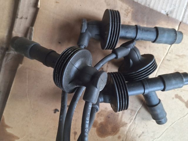 bontott VOLVO V40 Gyújtótrafó Szett