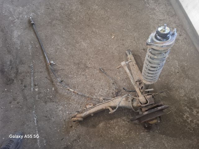 bontott VOLVO V40 Hátsó Futómű (Részeivel)