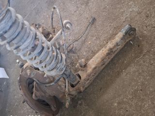 bontott VOLVO V40 Hátsó Futómű (Részeivel)