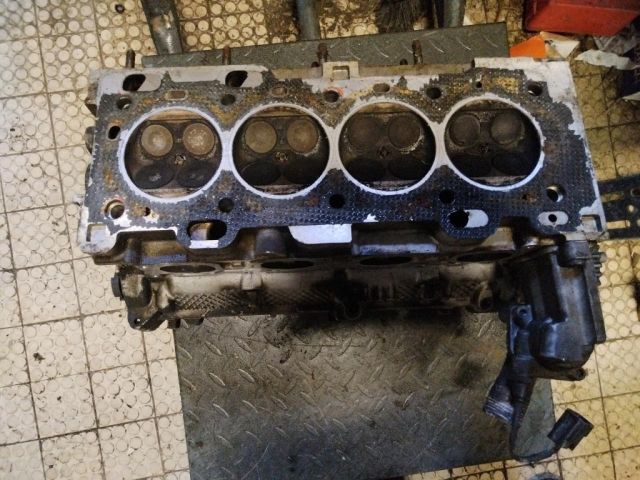 bontott VOLVO V40 Hengerfej