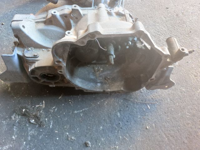 bontott VOLVO V40 Váltó (Mechanikus)