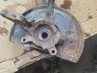 bontott VOLVO V40 Jobb első Csonkállvány Kerékaggyal