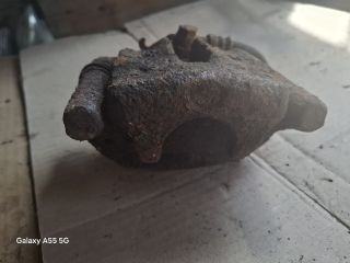 bontott VOLVO V40 Jobb hátsó Féknyereg Munkahengerrel