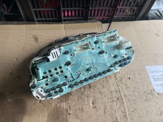 bontott VOLVO V40 Kilométeróra