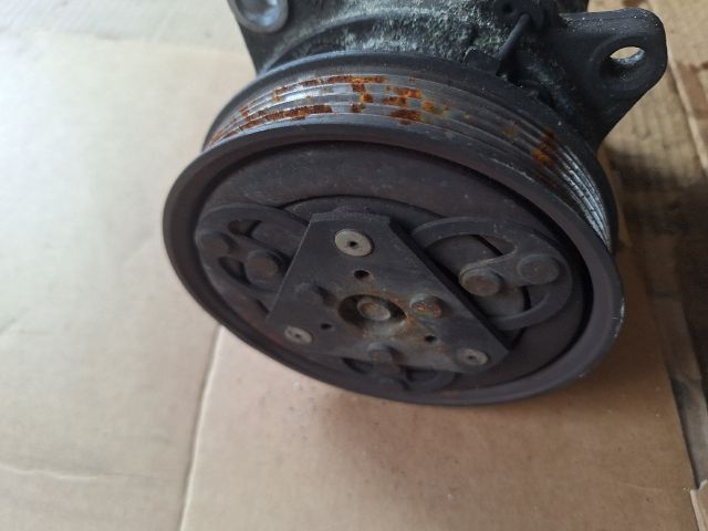 bontott VOLVO V40 Klímakompresszor