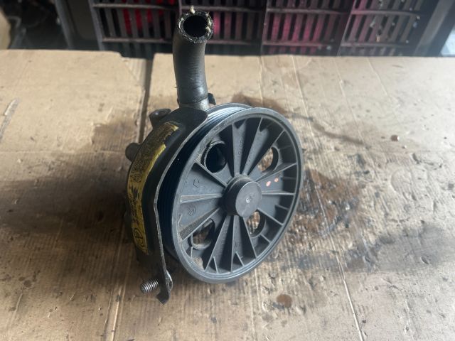 bontott VOLVO V40 Kormányszervó Motor (Hidraulikus)