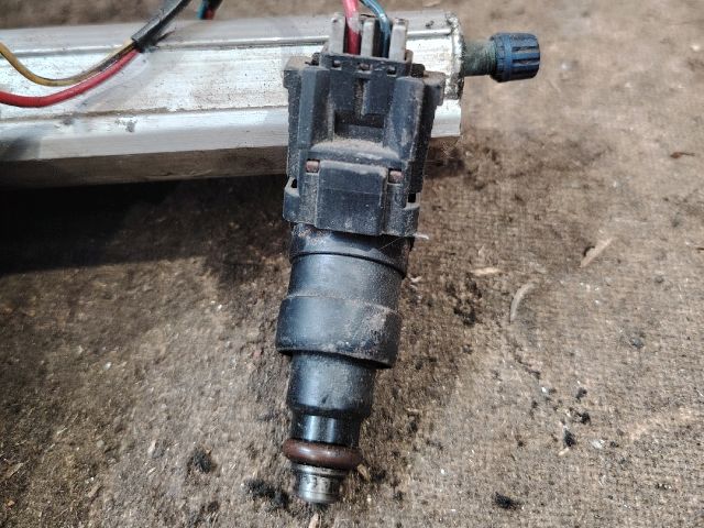 bontott VOLVO V40 Porlasztó (1 db)