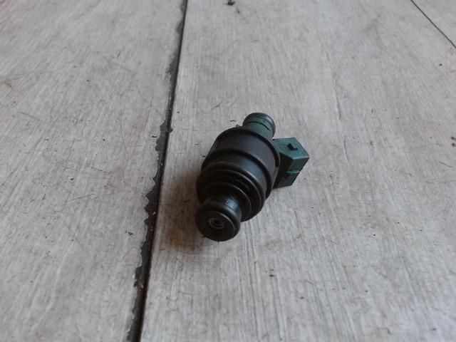 bontott VOLVO V40 Porlasztó (1 db)