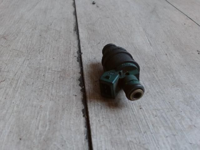 bontott VOLVO V40 Porlasztó (1 db)