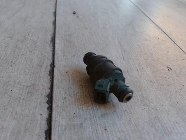 bontott VOLVO V40 Porlasztó (1 db)